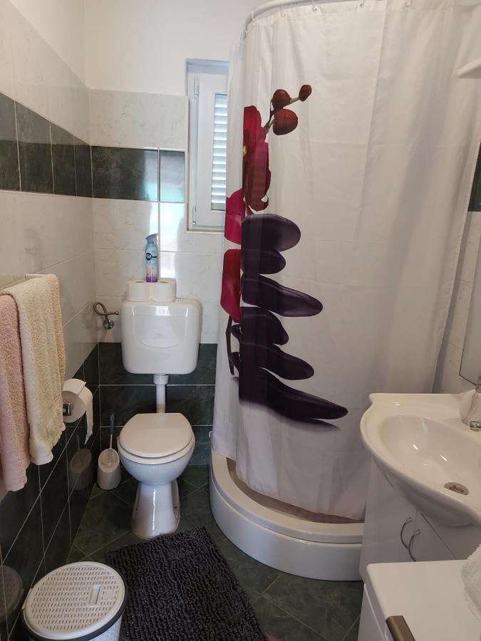Apartment Valeria Lopar Luaran gambar