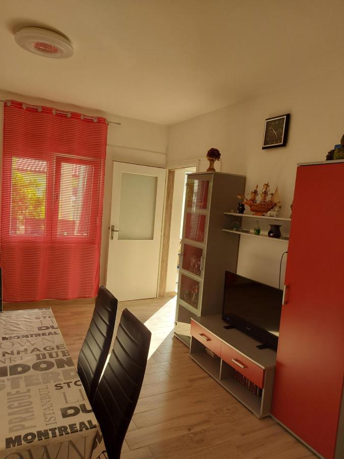 Apartment Valeria Lopar Luaran gambar