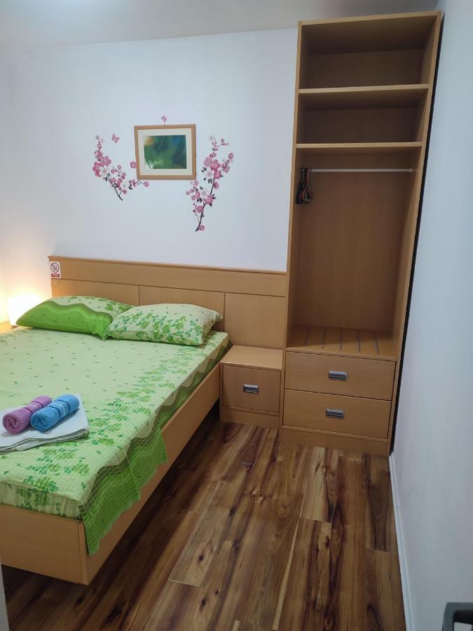 Apartment Valeria Lopar Luaran gambar
