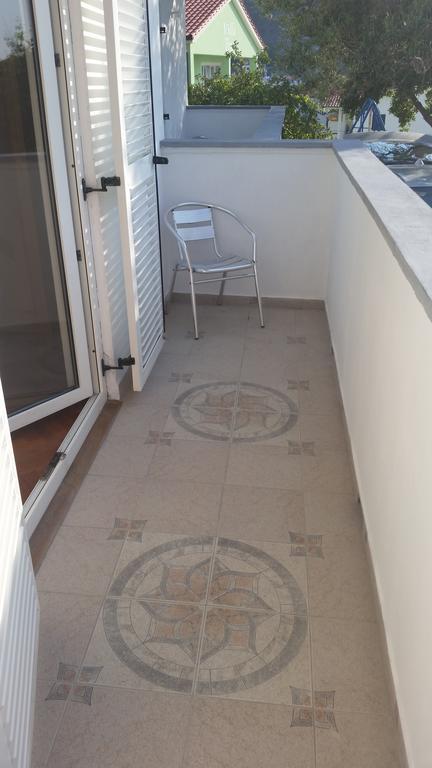 Apartment Valeria Lopar Luaran gambar