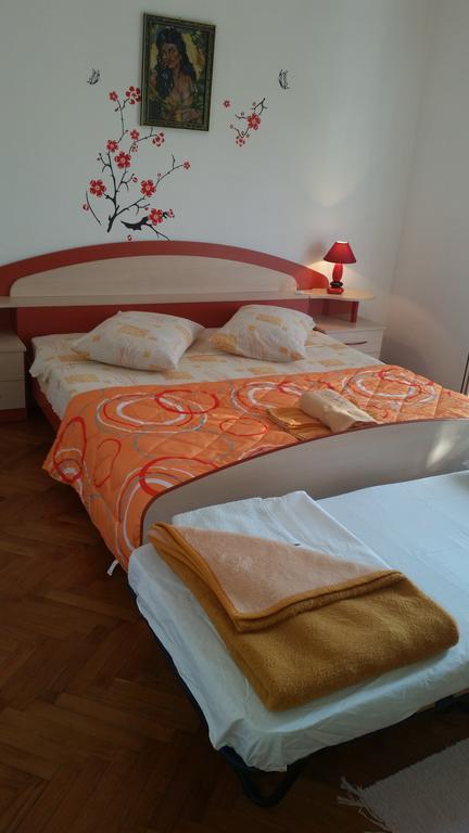 Apartment Valeria Lopar Luaran gambar